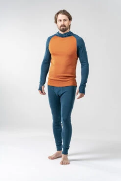 Devold Expedition Merino 235 Hoodie Man 7 Devold Expedition Merino 235 Hoodie Man -Randonnée Camping Magasin devold expedition merino 235 hoodie man 4