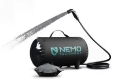NEMO EQUIPMENT Douche Nemo Helio -Randonnée Camping Magasin douche nemo helio pressure shower 02 2