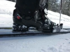 Voilé 3 Pin Câble -Randonnée Camping Magasin fixations 3pin cable 06