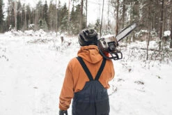 Crampons Nortec Alp Forest -Randonnée Camping Magasin shutterstock 529993213