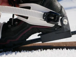 Fixations OAC EA 2.0 -Randonnée Camping Magasin ski raquettes altai hok fixations universelles oac ea 2.0 07 1