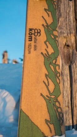 Skis Altai Kom 23 Skis Altai Kom -Randonnée Camping Magasin skis altai kom 04 1